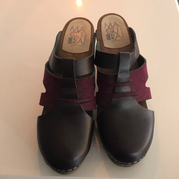 Maguba clogs size 40 3.5” heel - Picture 2 of 3